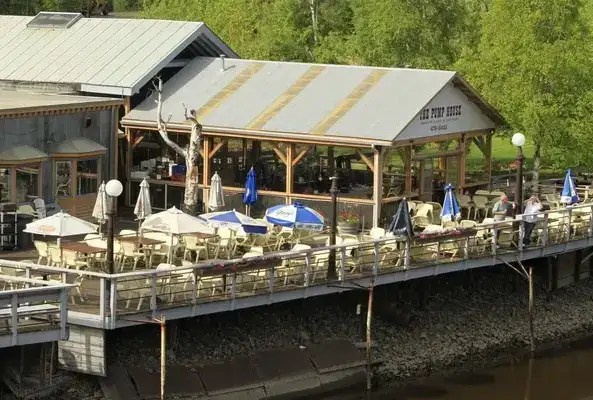 Photo showing The Pump House Restaurant and Saloon
