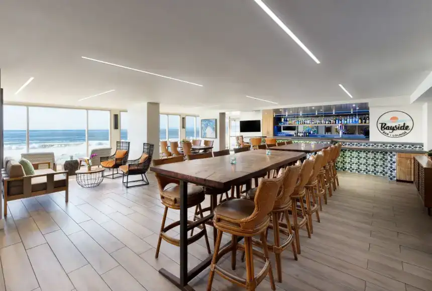 Photo showing Tides Waterfront Kitchen