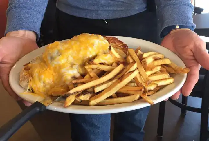 Photo showing Doug’s Day Diner -windsor