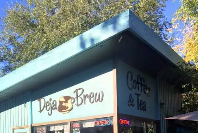 Photo showing Deja Brew & Sunshine Too