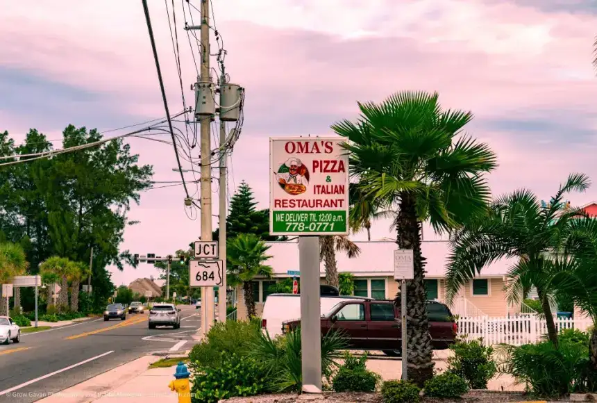Photo showing Oma’s Pizza And Italian Restaurant