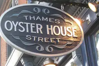 Photo showing Thames Street Oyster House