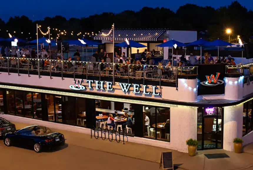 Photo showing The Well Bar Grill & Rooftop