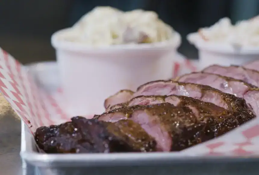 Photo showing Barn-b-que Smokehouse