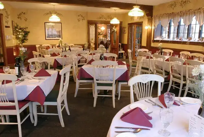 Photo showing Dove Restaurant