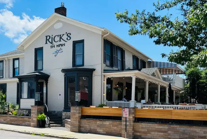 Photo showing Rick’s On Main