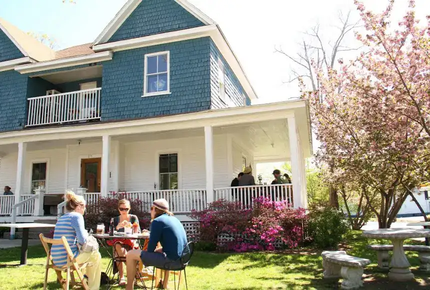 Photo showing Louise’s Kitchen