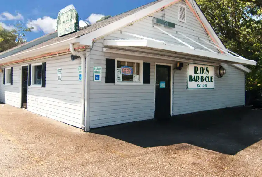 Photo showing R O's Barbecue