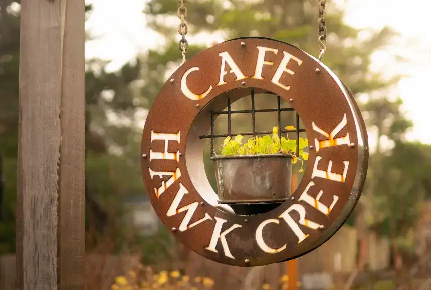 Photo showing The Café On Hawk Creek