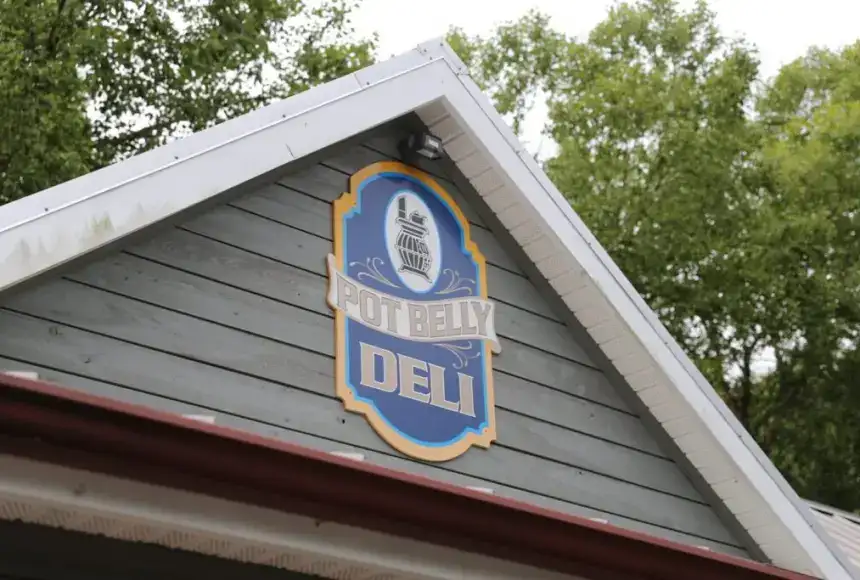 Photo showing Pot Belly Deli