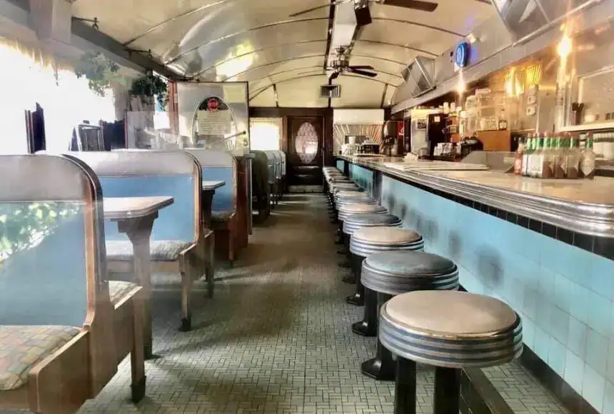 Photo showing Blue Benn Diner