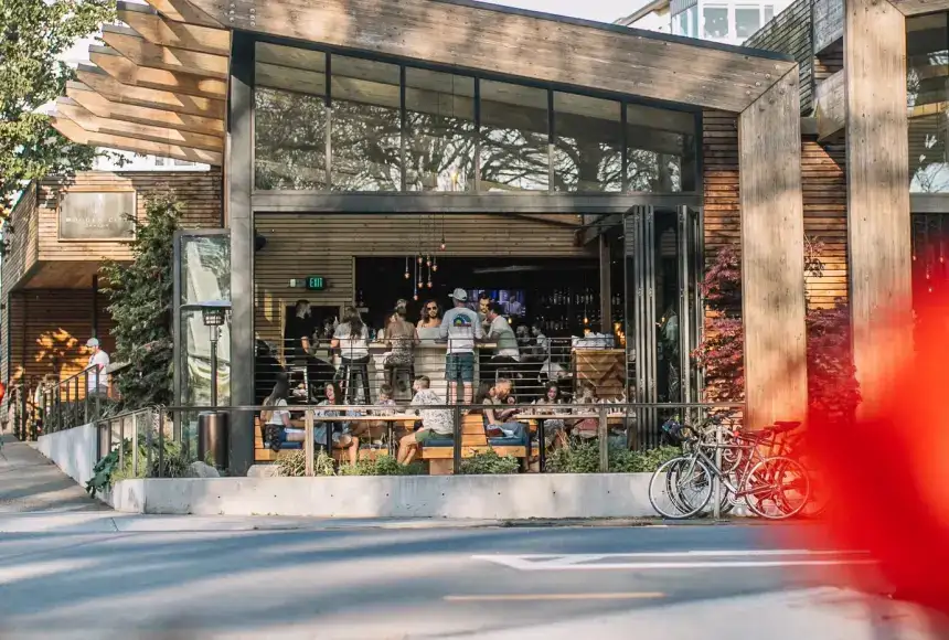 Photo showing Wooden City Tavern At Greenlake